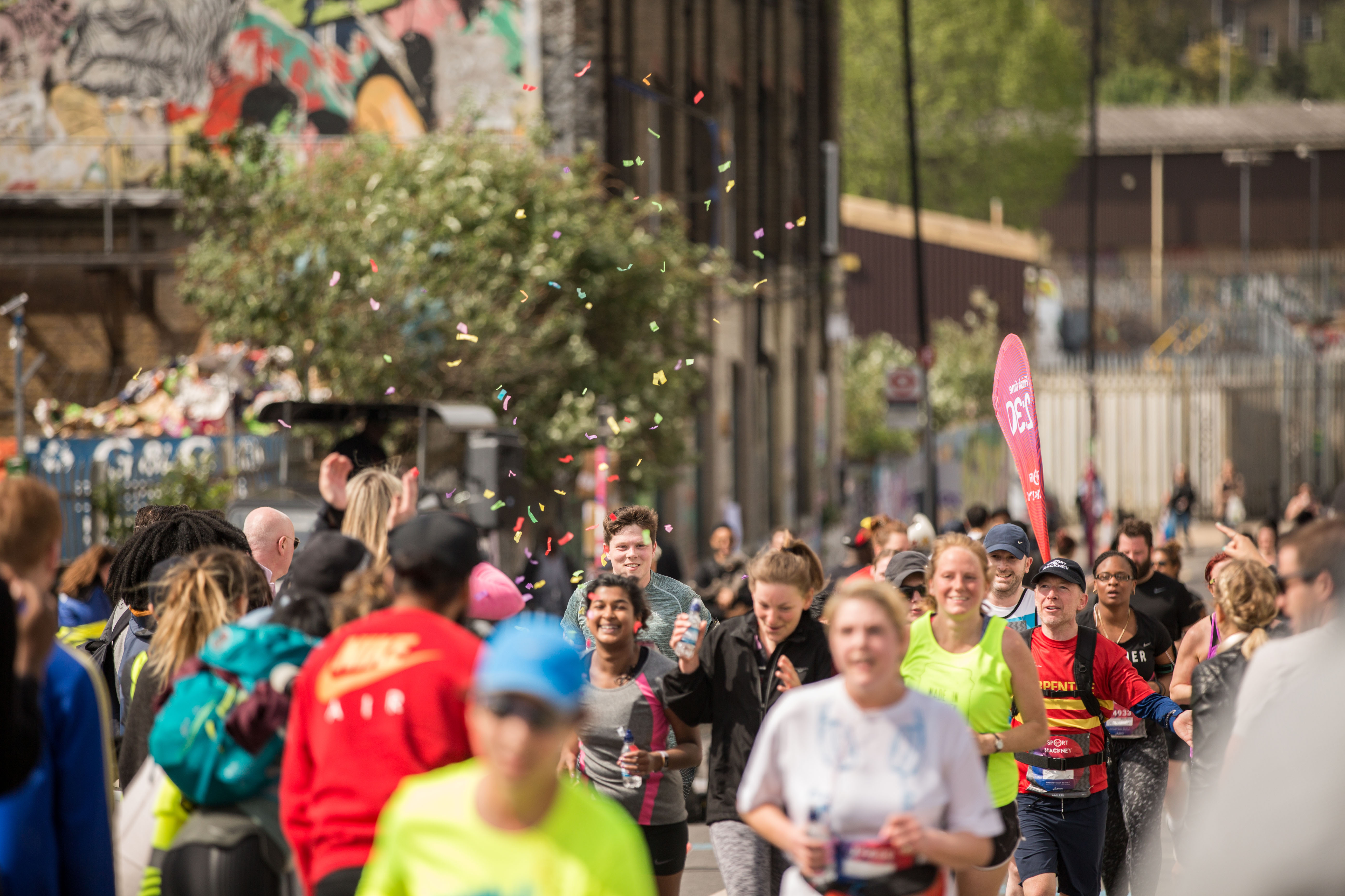 People running the Hackney Half Marathon